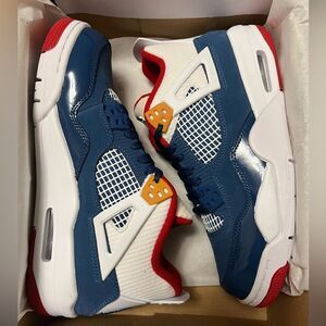 gradeschool Air Jordan 4 Messy Room blue red white dr6952-400 GS size 4 - 7y​